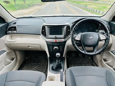 2019 XUV 300 W6 DIESEL MANUAL DL