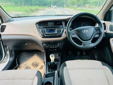 2015 Hyundai Elite i20 Petrol HR-51