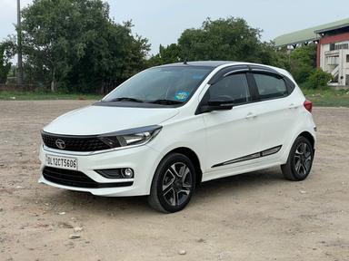 2021 Tiago XZA plus