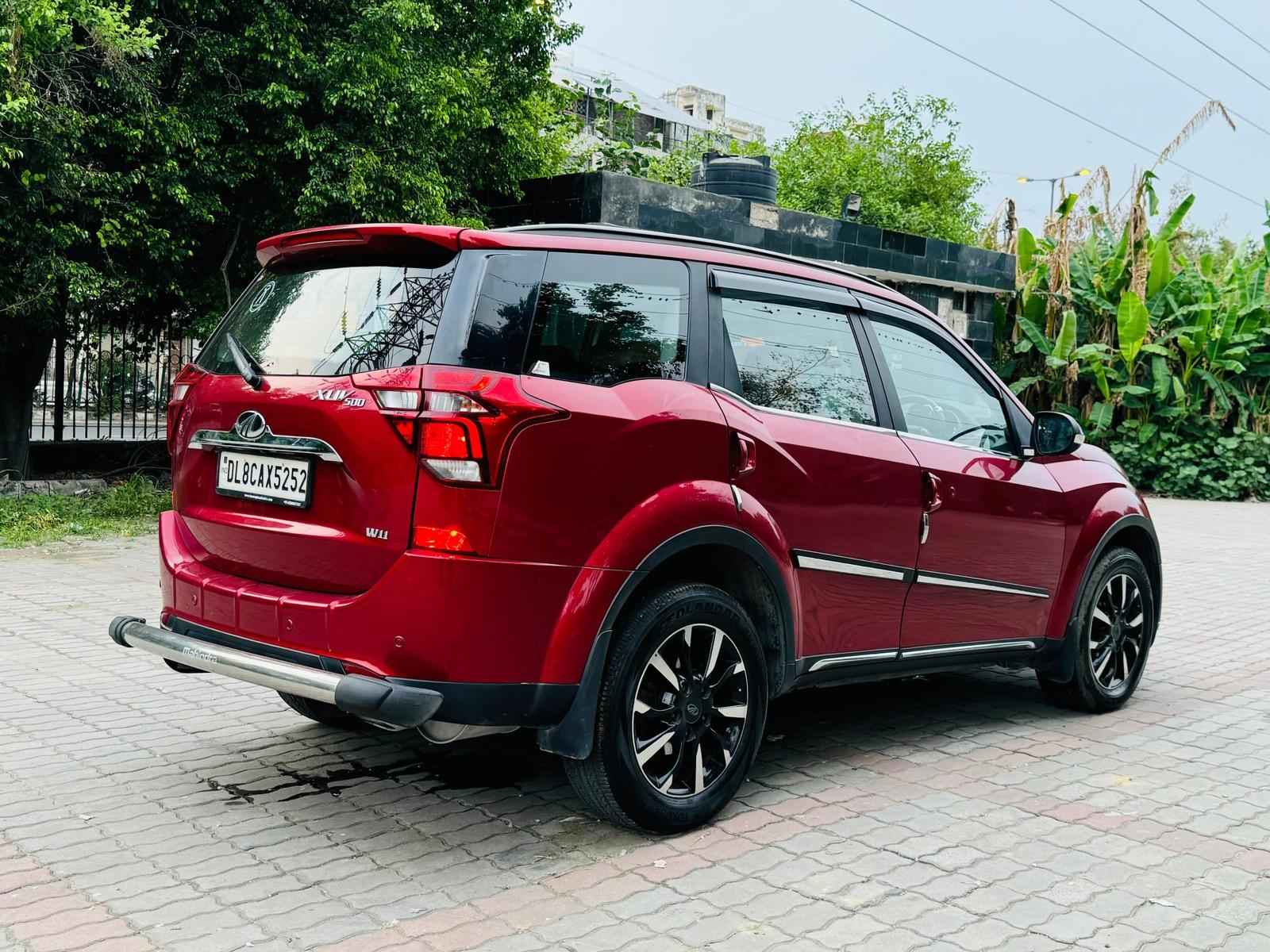 Mahindra xuv 500 w11 2019