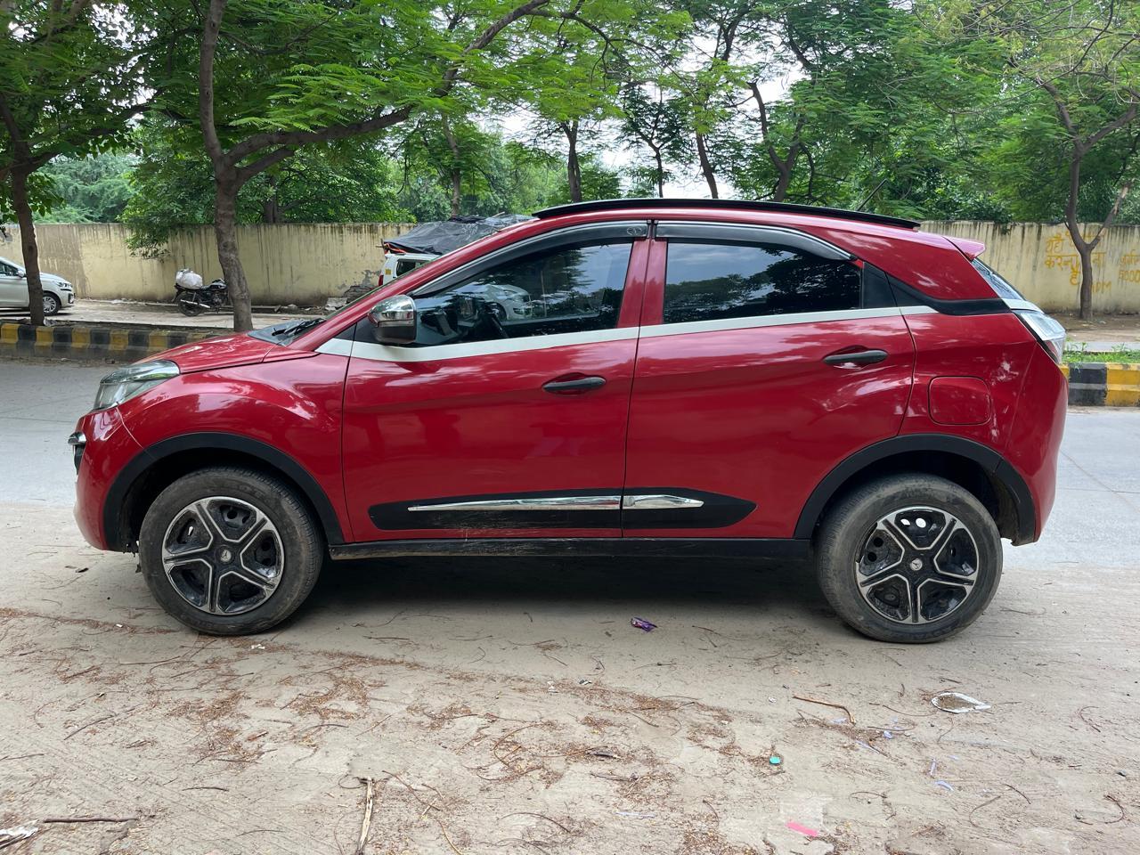 (TATA NEXON XM 1.2)**2018 model