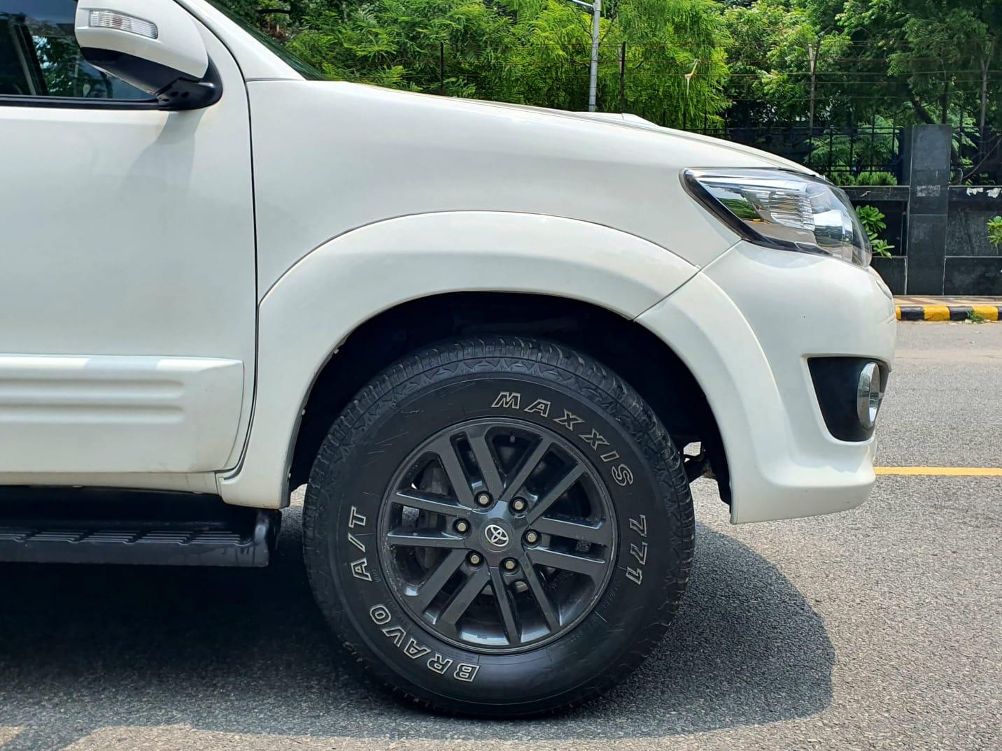 FORTUNER 3.OL 4WD MT