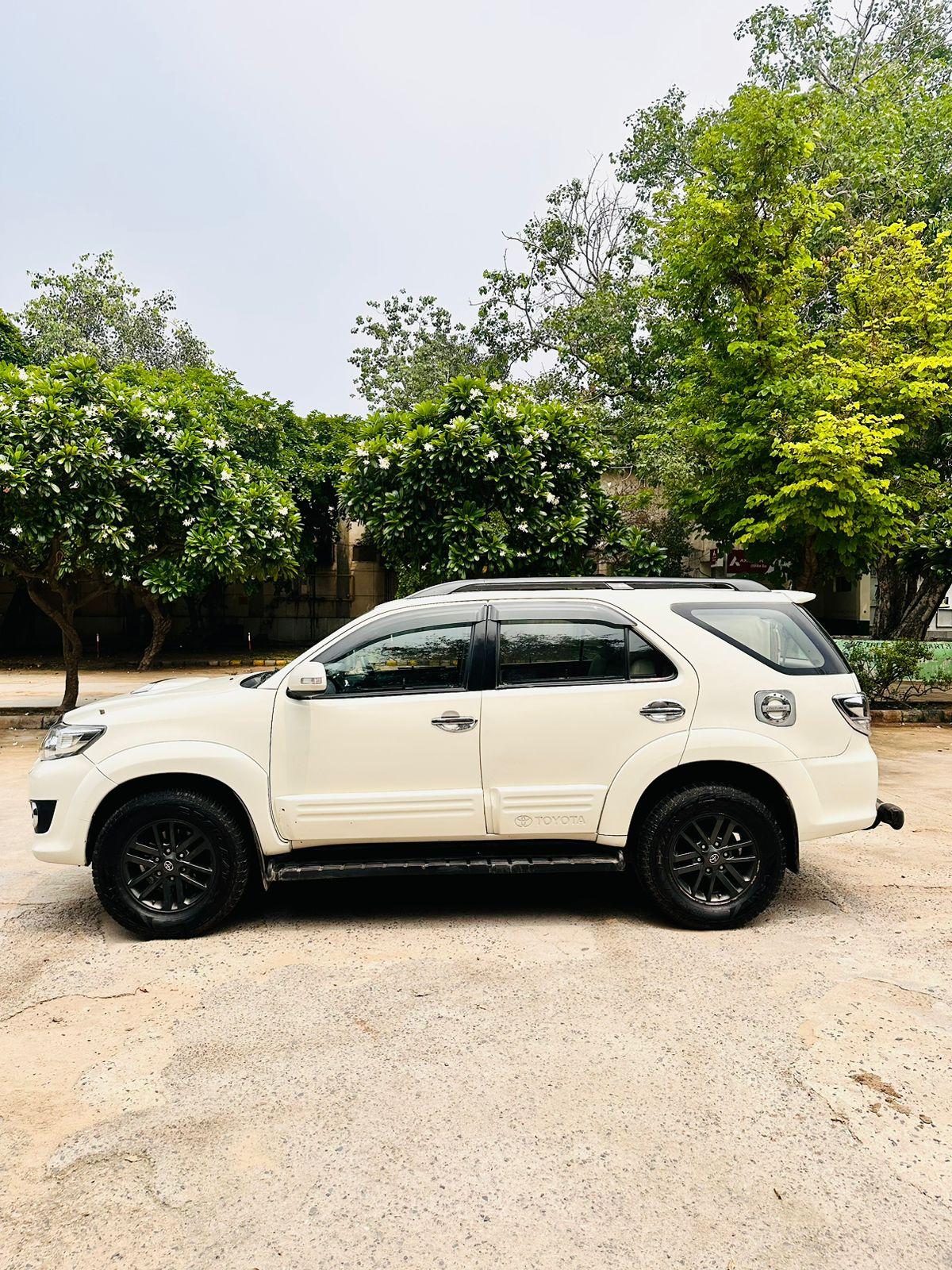 FORTUNER 3.0L 4X2 MT