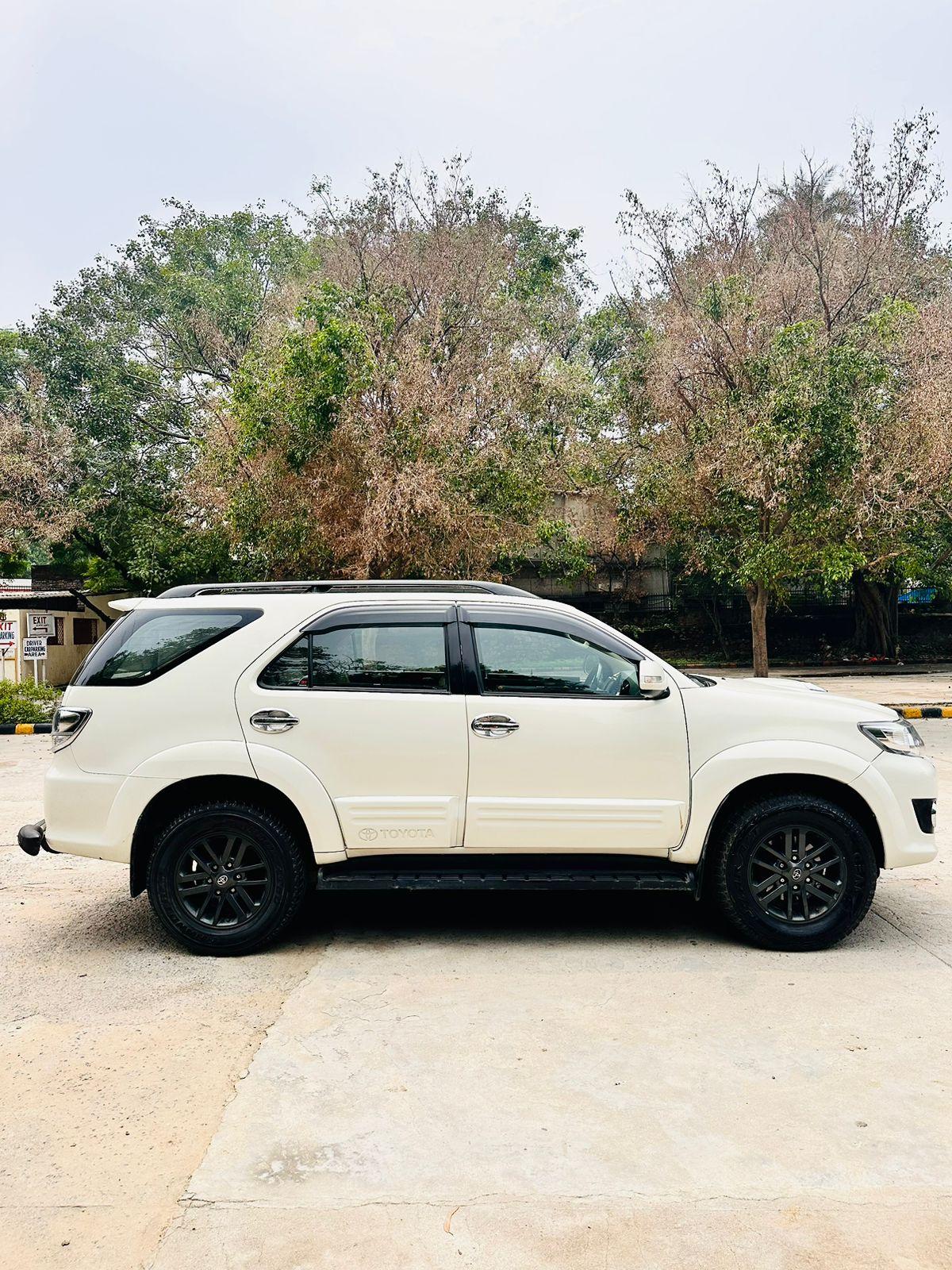 FORTUNER 3.0L 4X2 MT