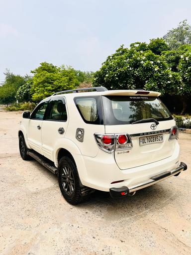 FORTUNER 3.0L 4X2 MT