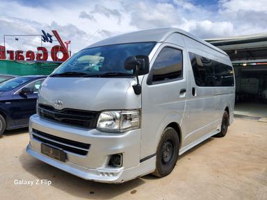 Toyota hiace