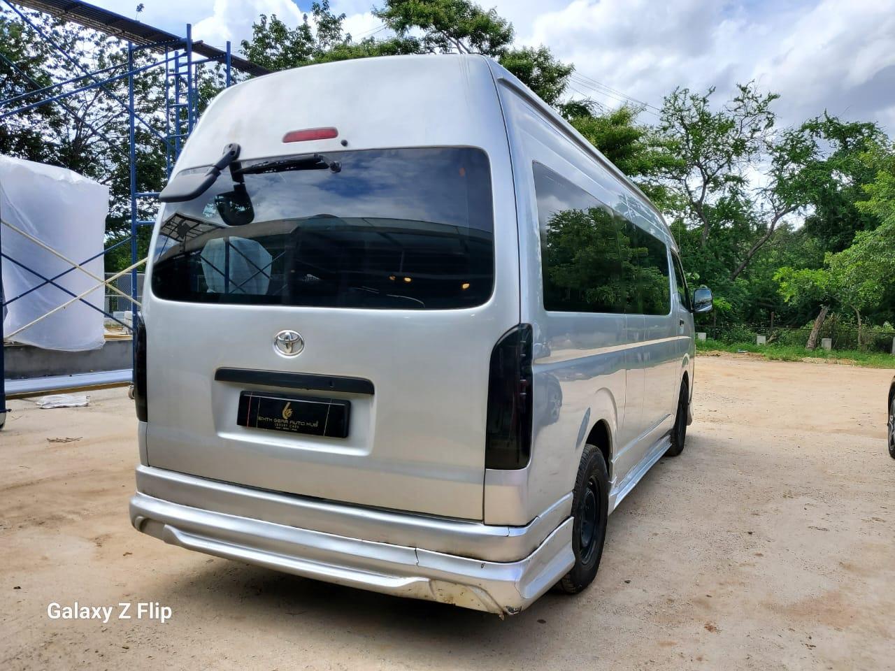 Toyota hiace