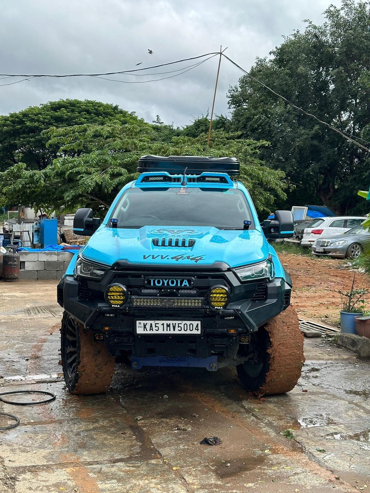 Toyota hilux completely modified