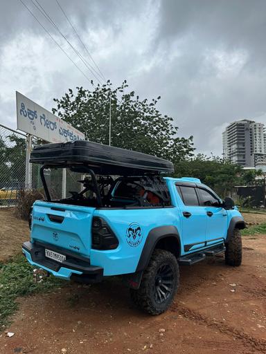 Toyota hilux completely modified