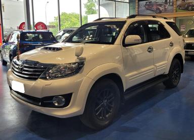 FORTUNER 4×4 MT