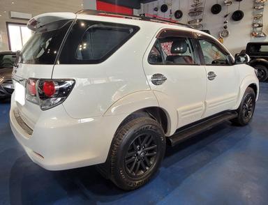 FORTUNER 4×4 MT