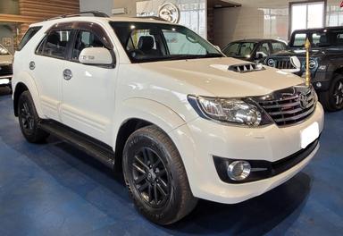 FORTUNER 4×4 MT