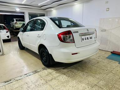 MARUTI SX4 VXI MT 2009