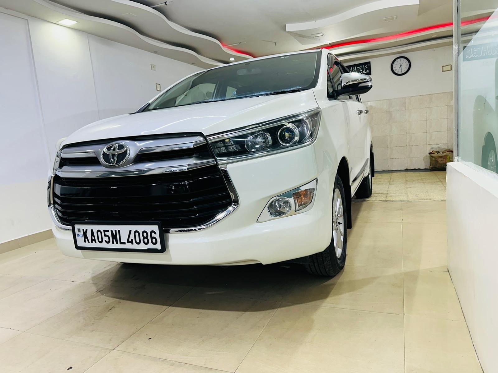 TOYOTA INNOVA CRYSTA 2.4 VX MT 2016/17