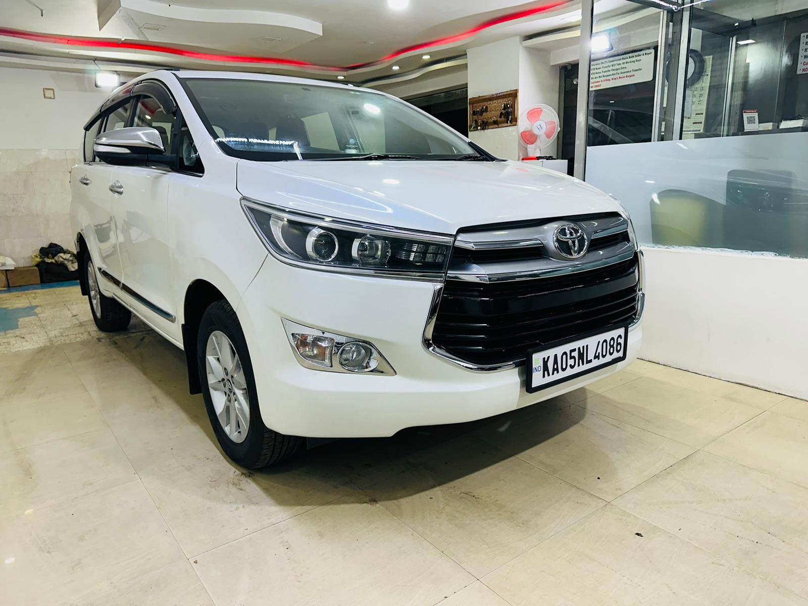 TOYOTA INNOVA CRYSTA 2.4 VX MT 2016/17