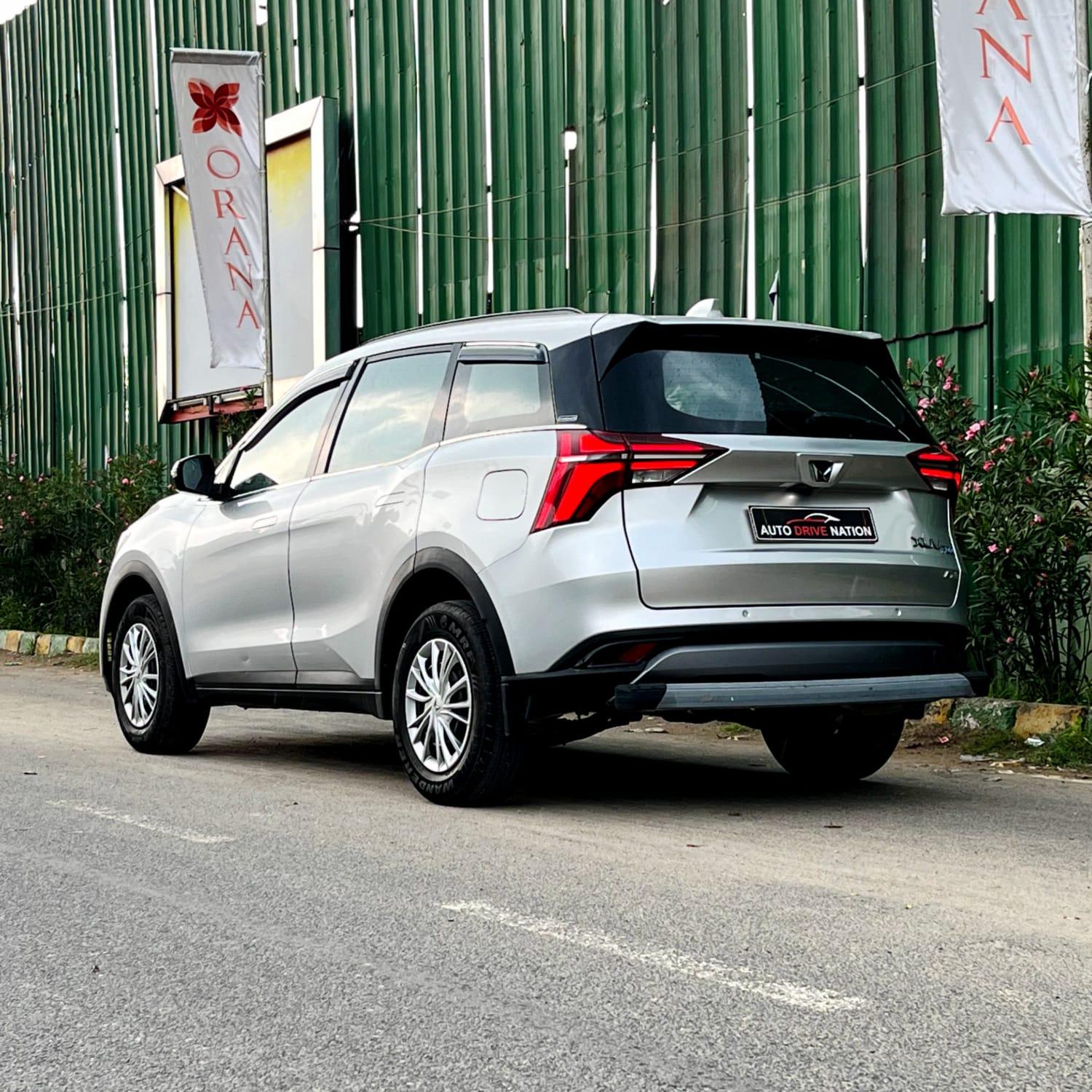 2022 MAHINDRA XUV700