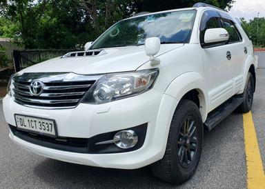 FORTUNER 3.0 L 4X4 MT