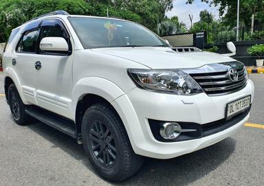 FORTUNER 3.0 L 4X4 MT