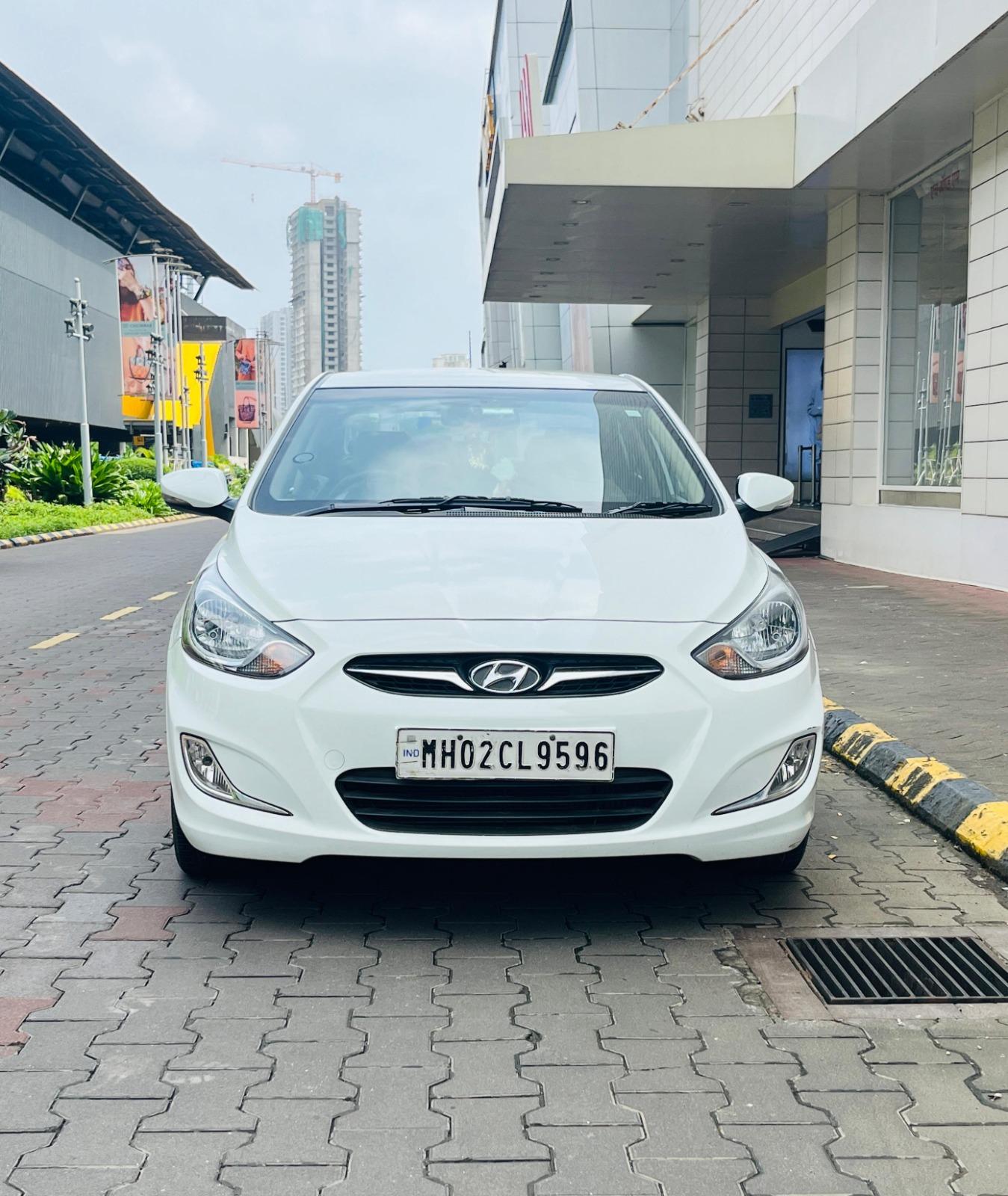 HYUNDAI VERNA CRDI SX