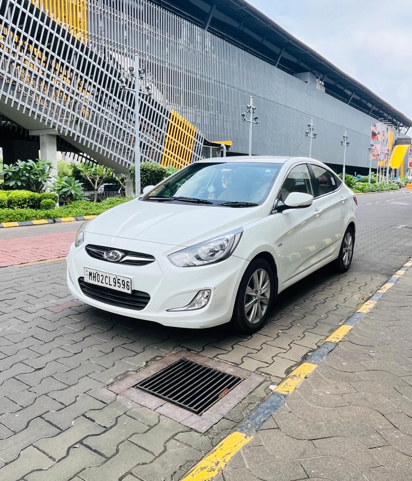 HYUNDAI VERNA CRDI SX