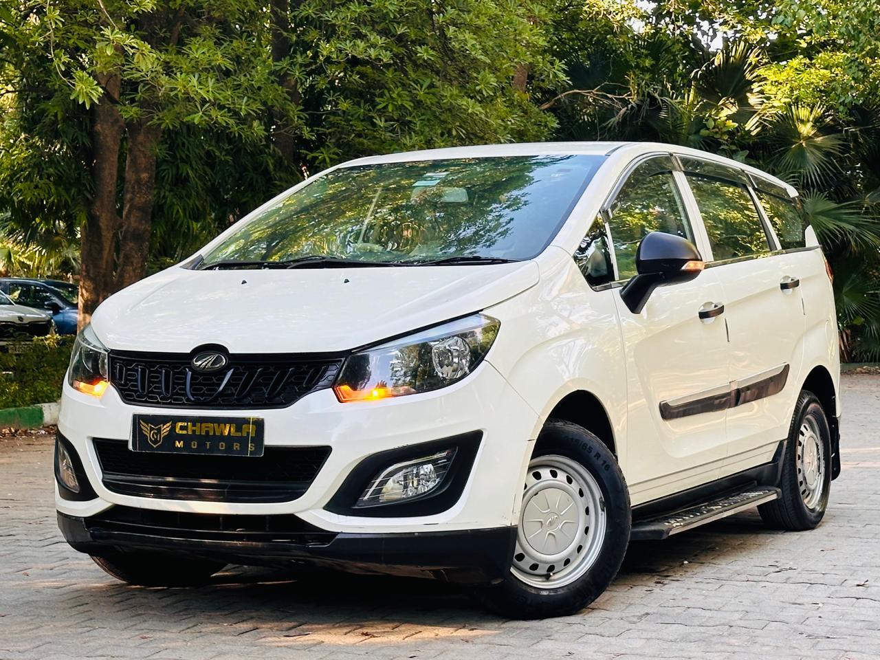 Mahindra Marazzo 8STR M2 Model 2019 running 67k DL number