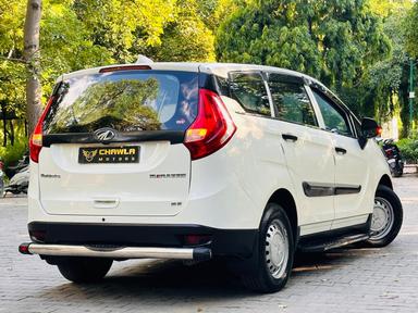 Mahindra Marazzo 8STR M2 Model 2019 running 67k DL number