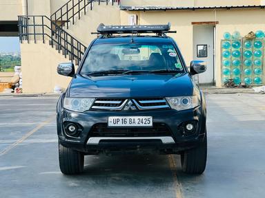 2015 PAJERO 4X2 AUTO DIESEL UP-16