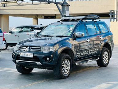 2015 PAJERO 4X2 AUTO DIESEL UP-16