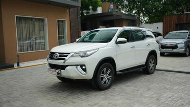 TOYOTA FORTUNER 2018