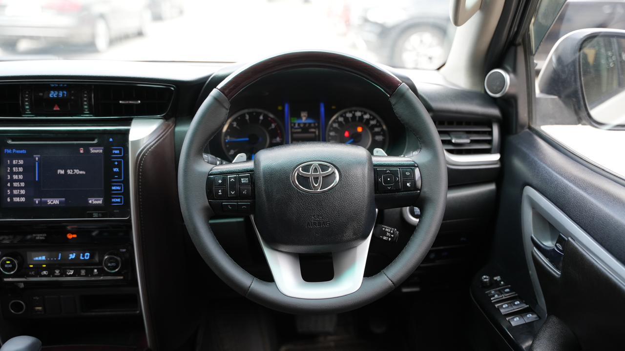 TOYOTA FORTUNER 2018