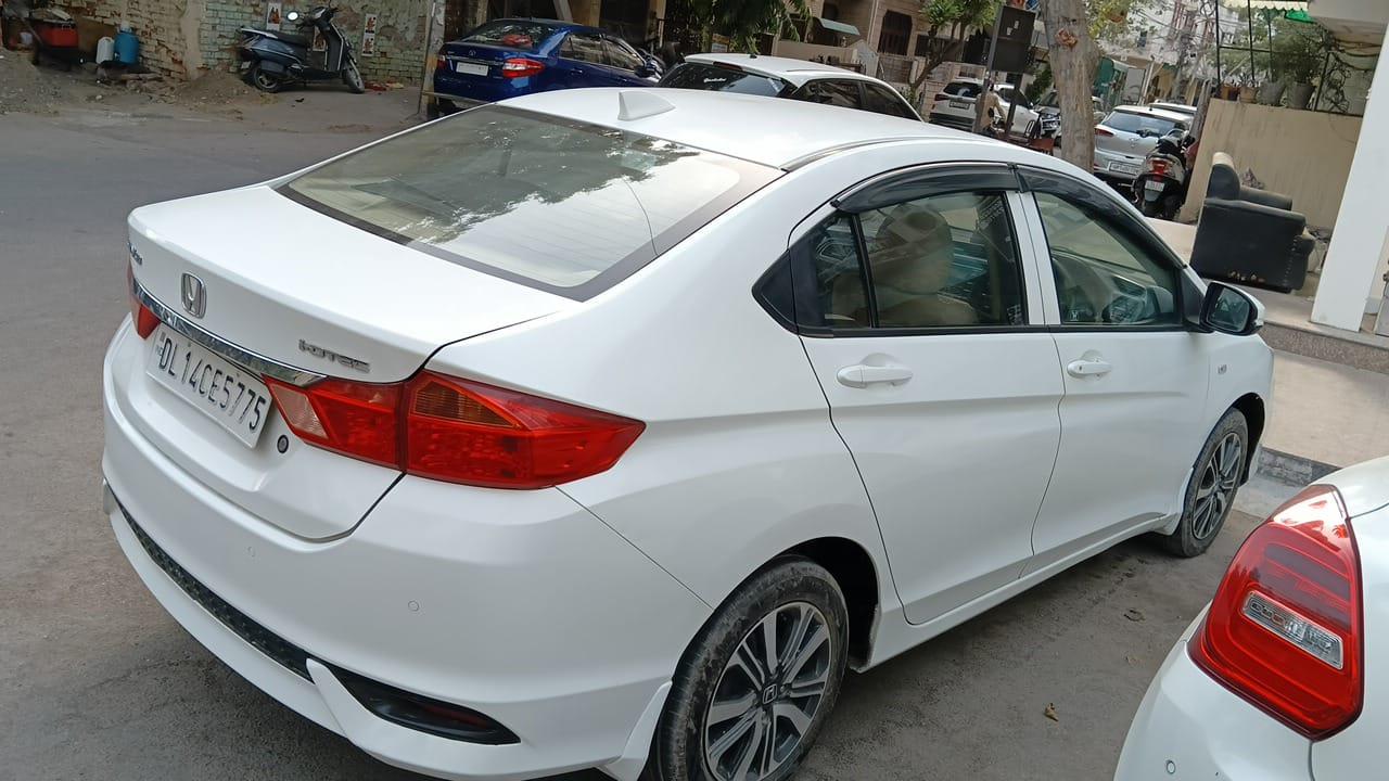 HONDA CITY 1.5 SV(I-DTECH)