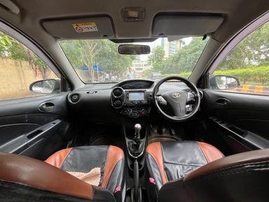 ETIOS CROSS GD MODEL-2015