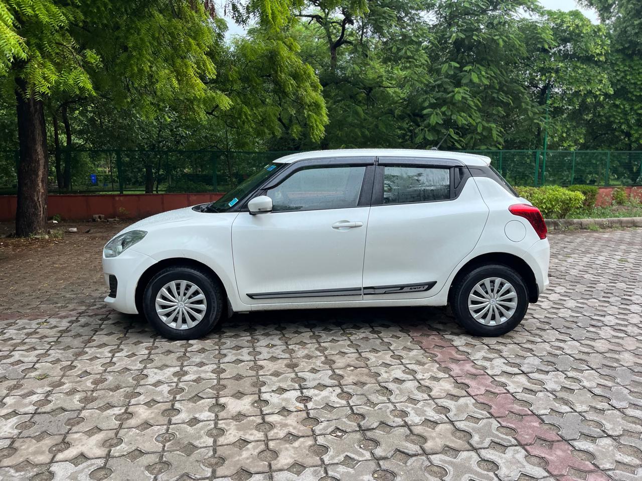 MARUTI SWIFT VXI