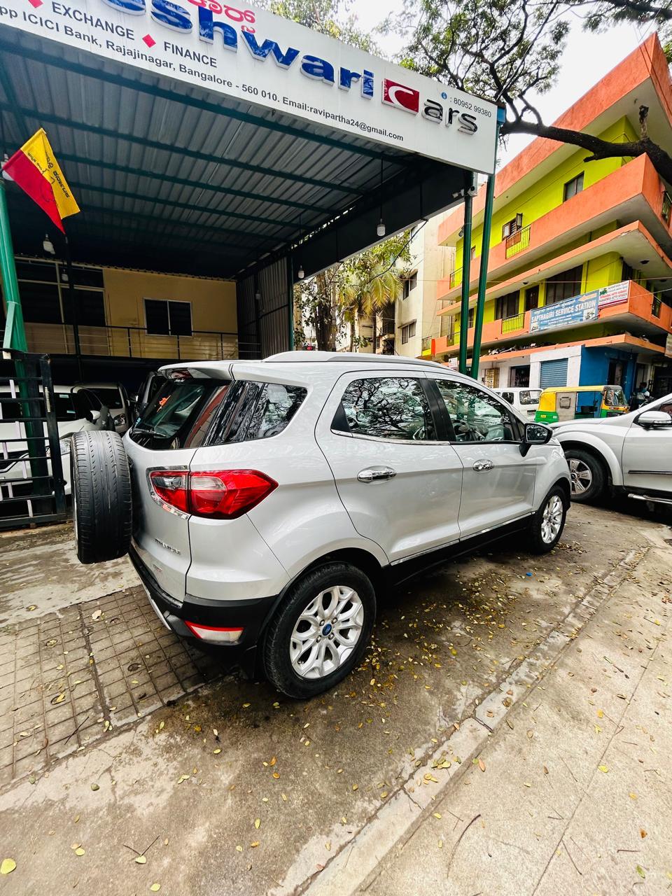 Ford Ecosportz titanium 1.5TDCI 2015