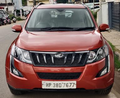 Mahindra XUV500 2015 Diesel W10 Top End