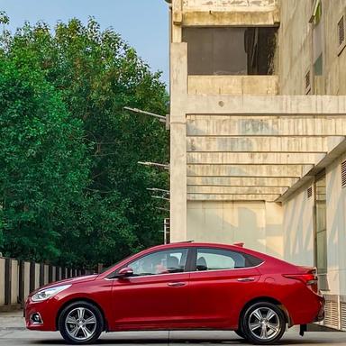 Hyundai Verna top model A/t with sunroof 2020 up registration