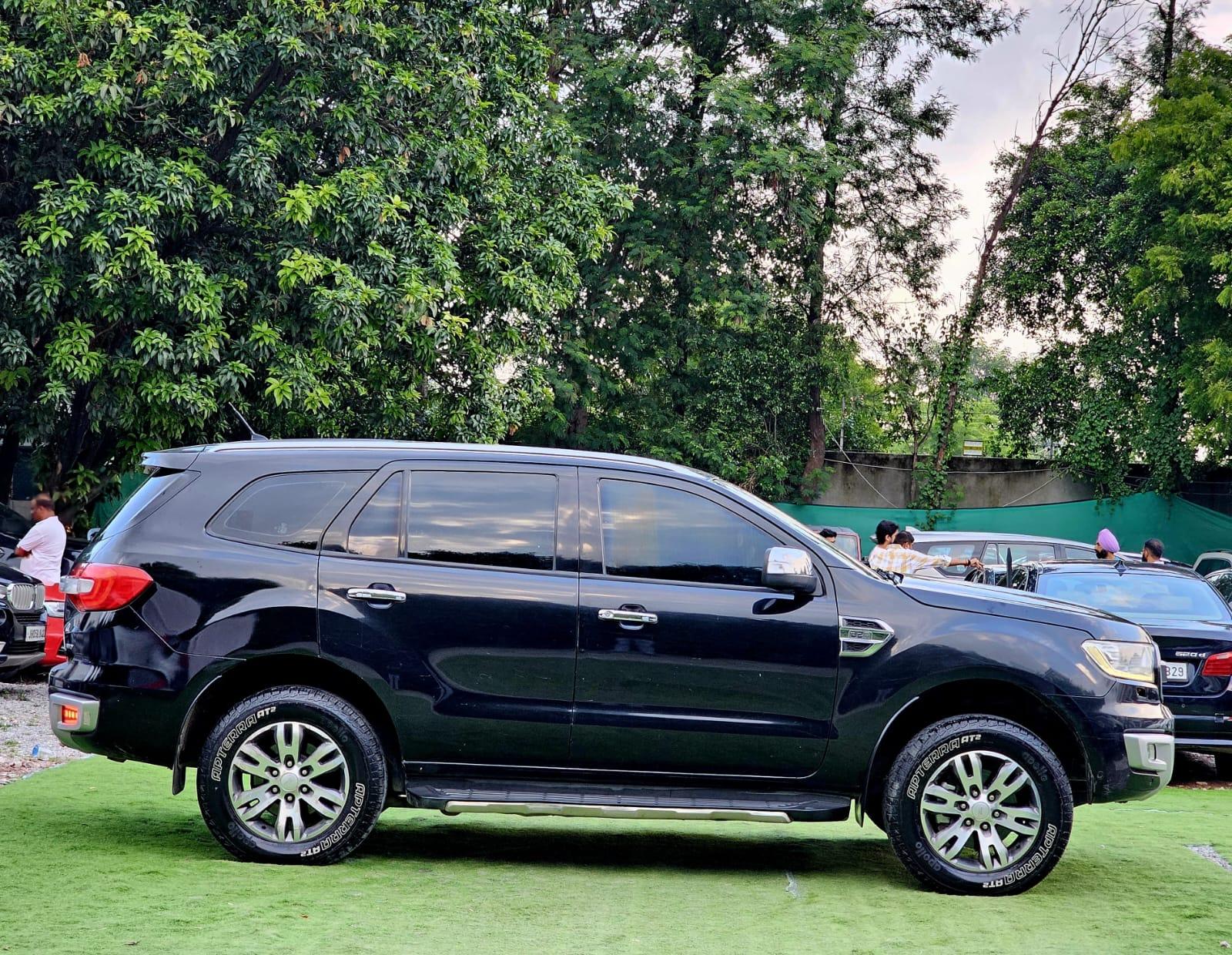 Ford Endeavour 3.2L Titanium