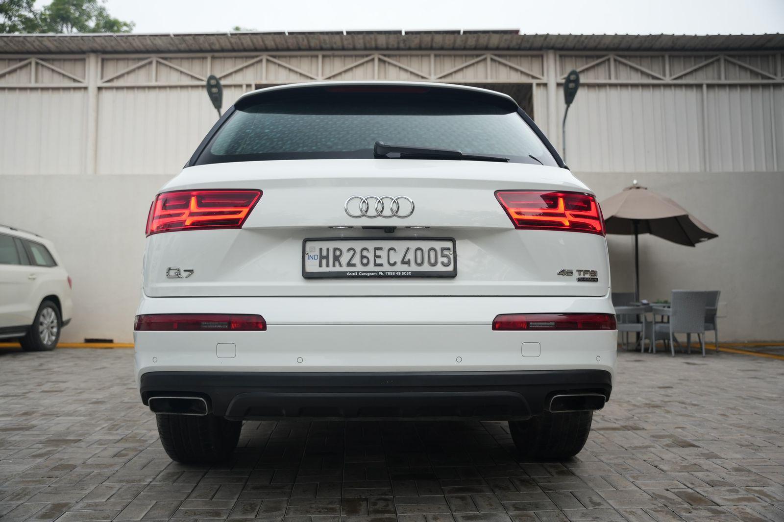 AUDI Q7 2019