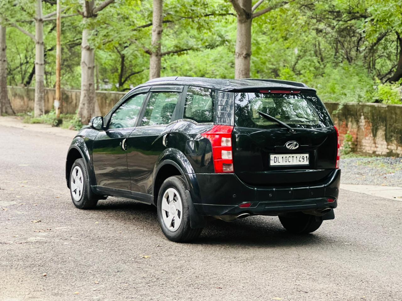 2015 XUV 500 W6 DIESEL MANUAL FWD DL