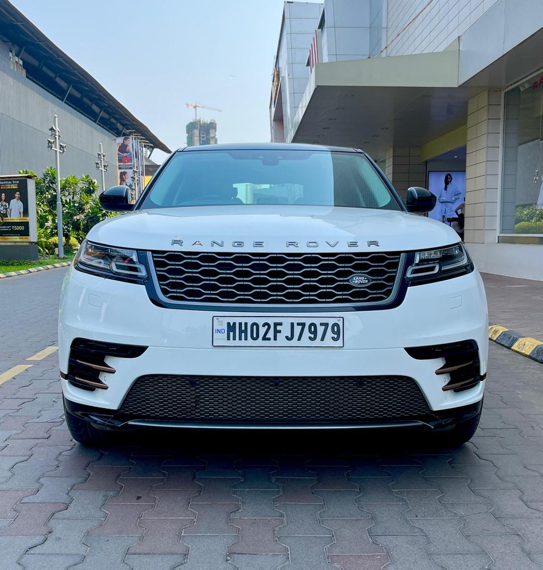 RANG ROVER VELAR R-DYNAMIC S