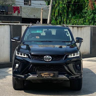 FORTUNER 4x4 automatic 2016 Delhi registration