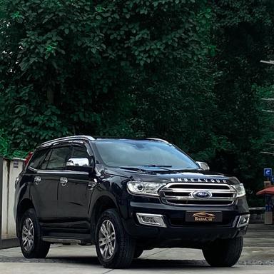 Ford endeavour 2016 3.2 top model Delhi registration