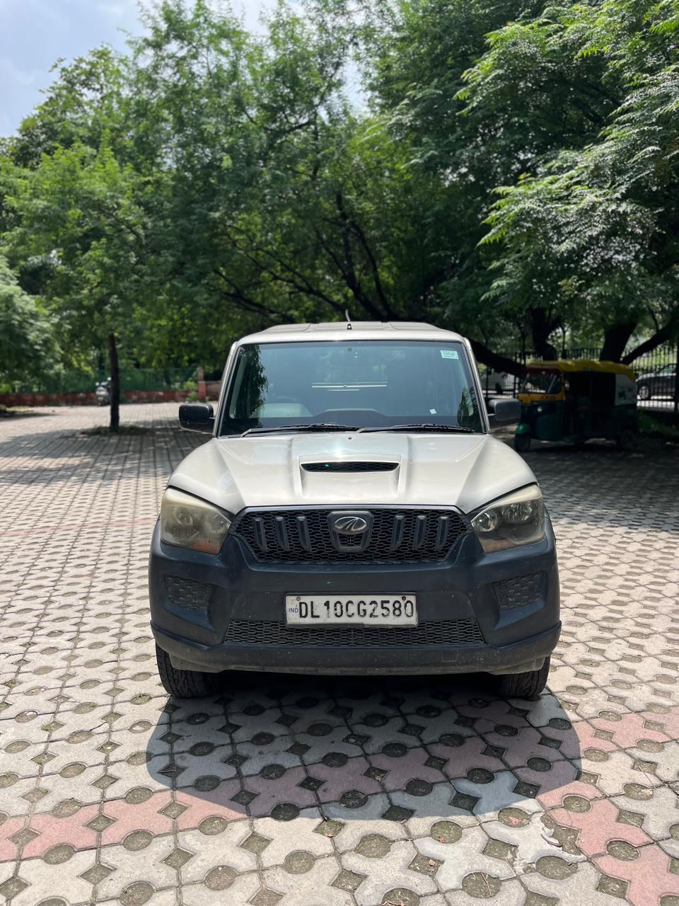 MAHINDRA SCORPIO S4