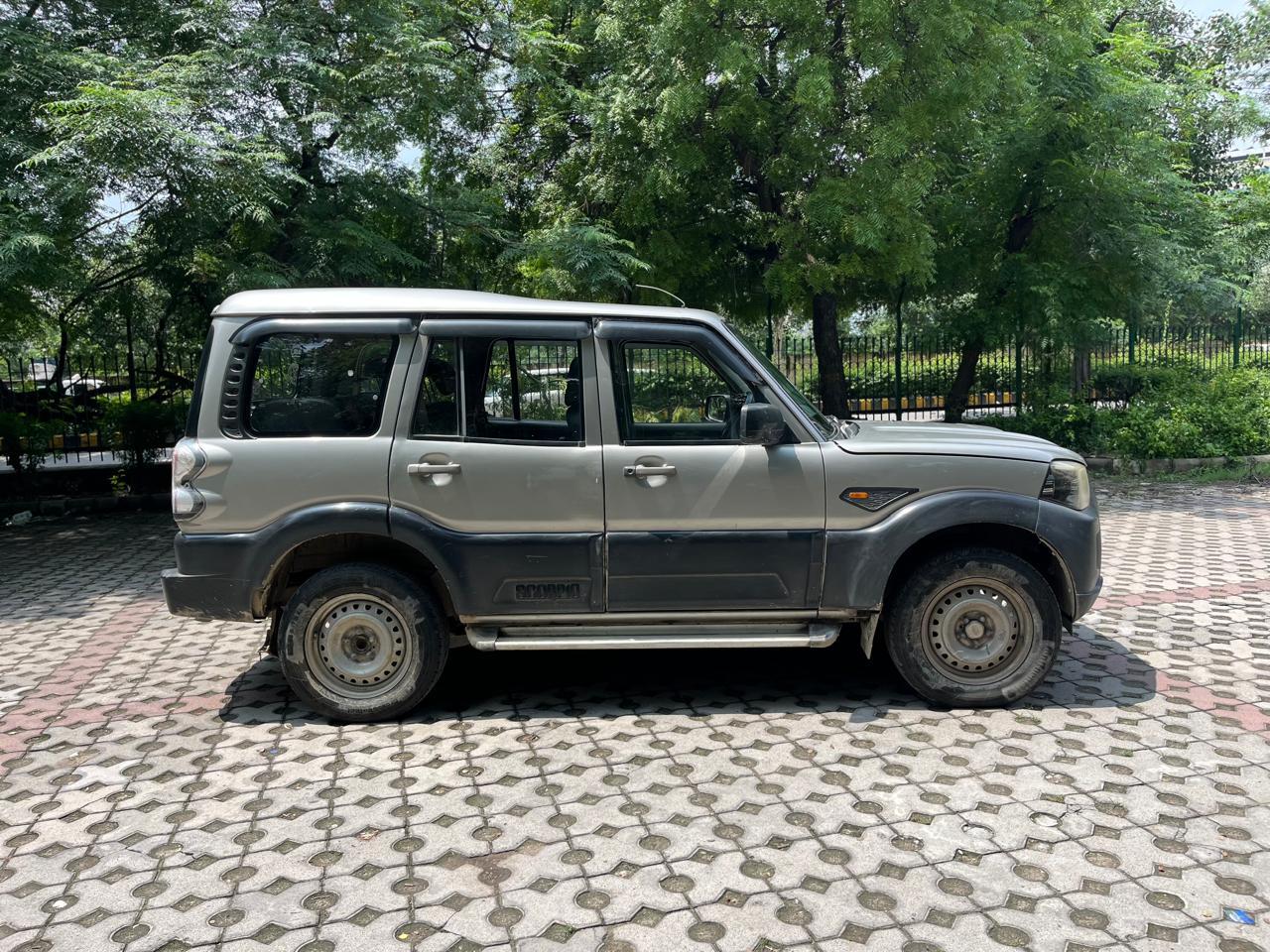 MAHINDRA SCORPIO S4