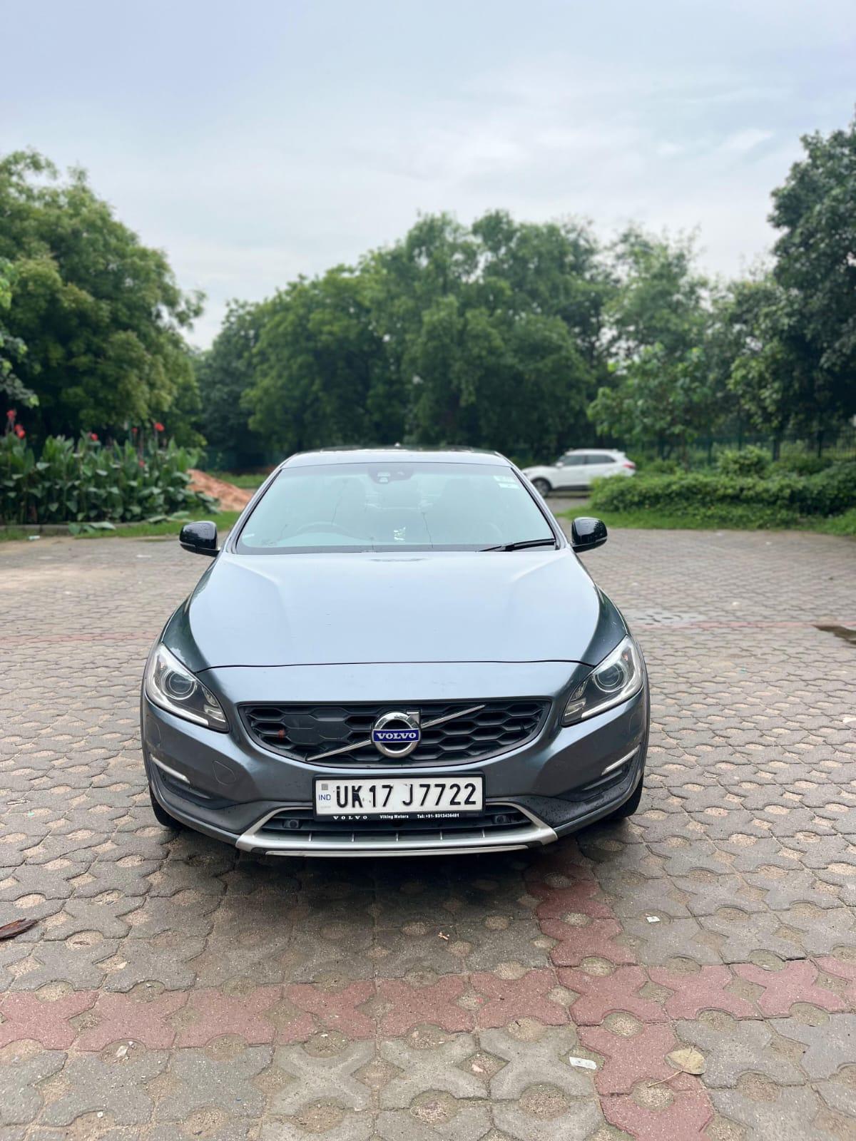 VOLVO S60 D4