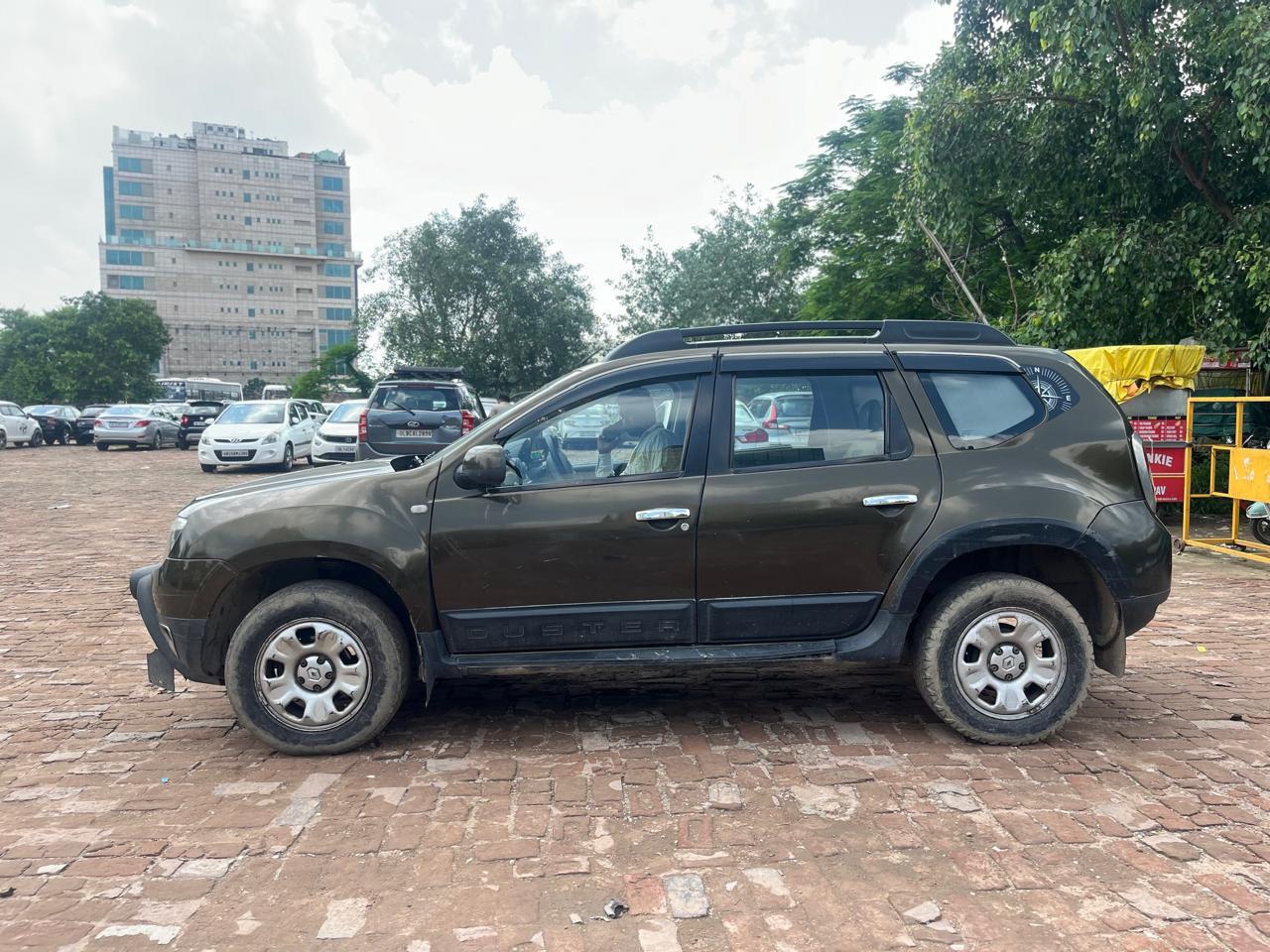 RENAULT DUSTER RXE