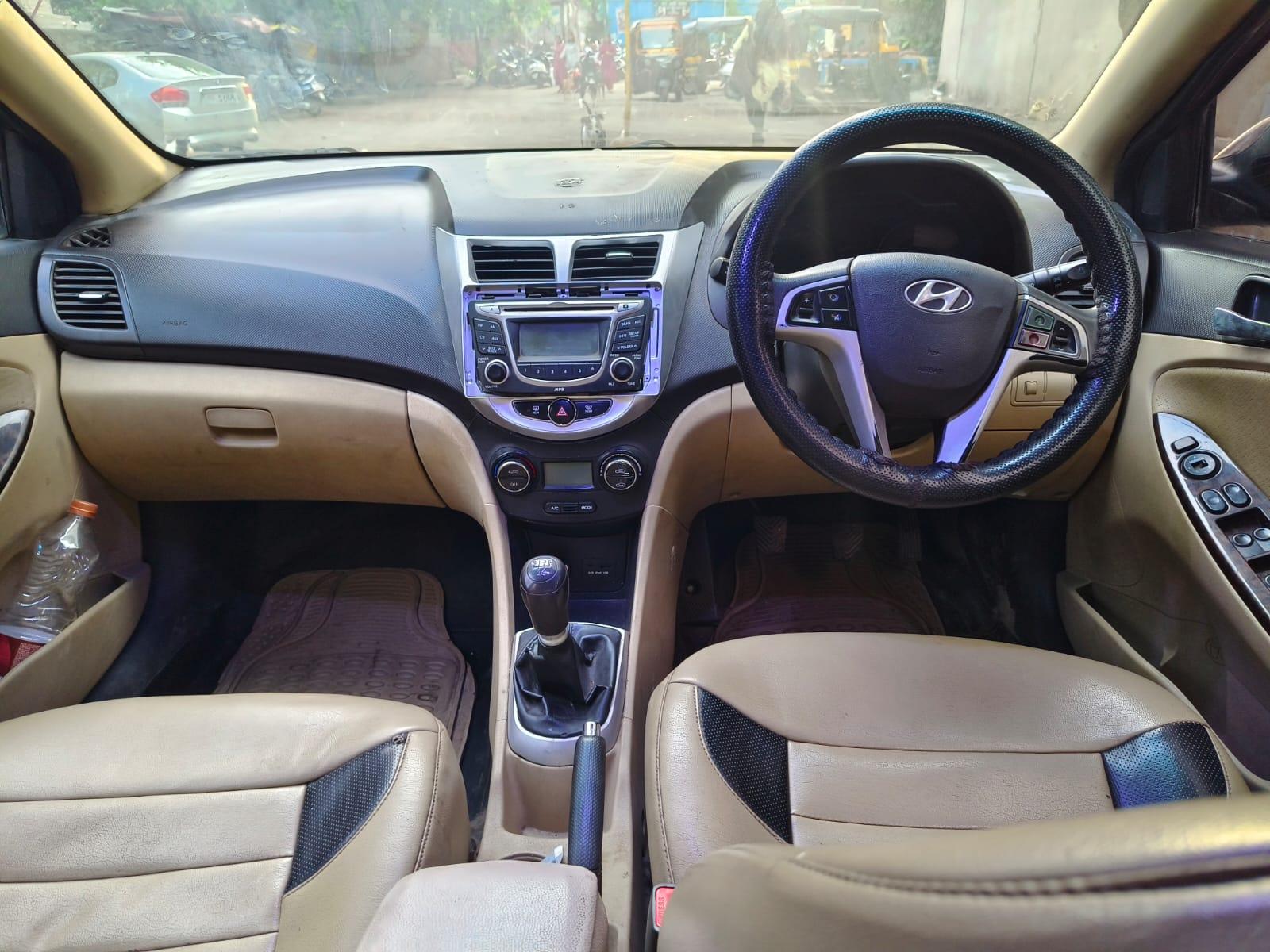 Hyundai Verna sx