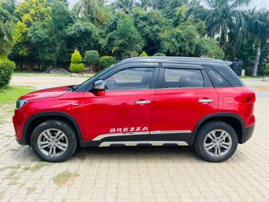 Maruti Brezza 2016 Diesel ZDI Plus Top End