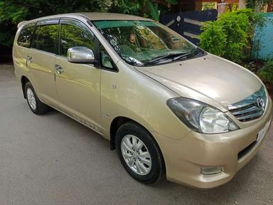 Toyota innova