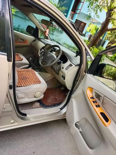 Toyota innova